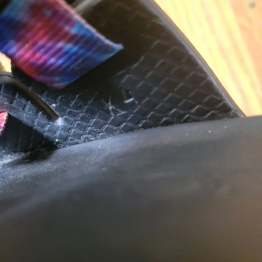 Chaco Youth Summer Rainbow Tie‎ Dye Slide Sandals 4 CHILLOS